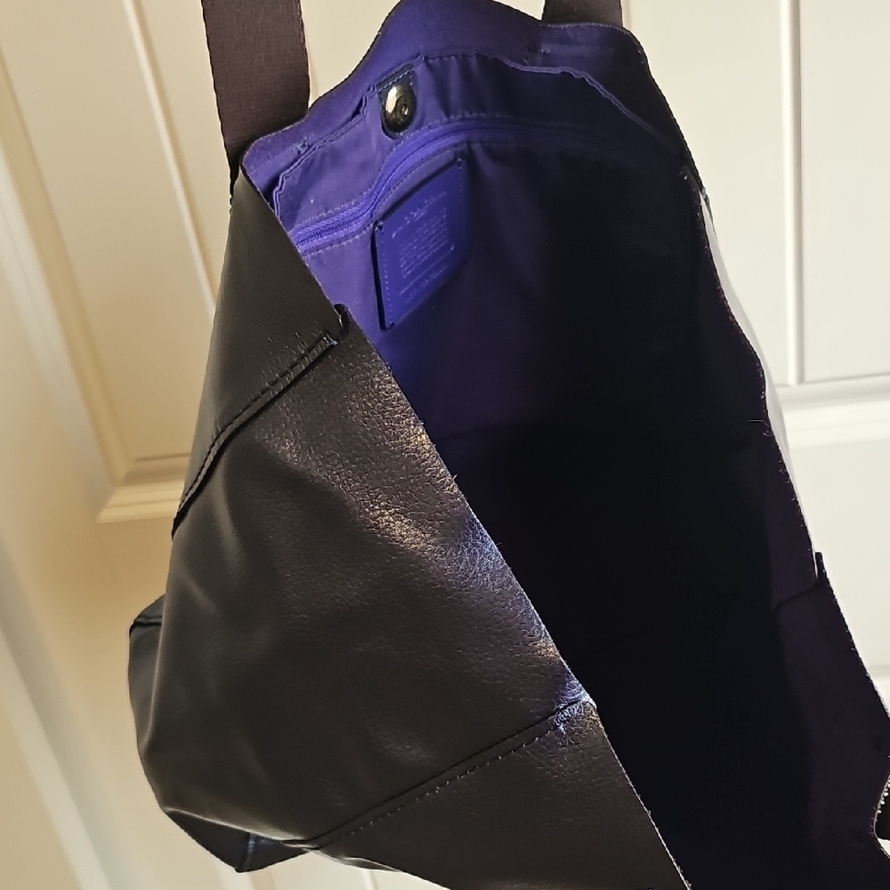 Coach 2017 Large Hologram Derby Tote Metallic Blue - Picture 12 of 17